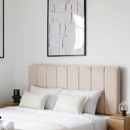 Bm D'architecte Avec Cheminee - Design -4 Personnes Apartment